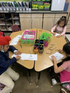 Deer Valley kindergartners learning about presidents